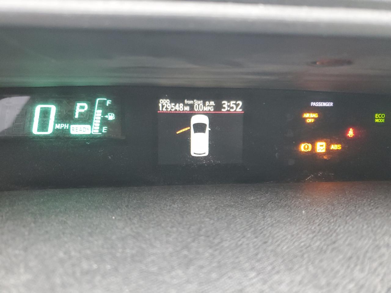 2012 Toyota Prius - Image 9