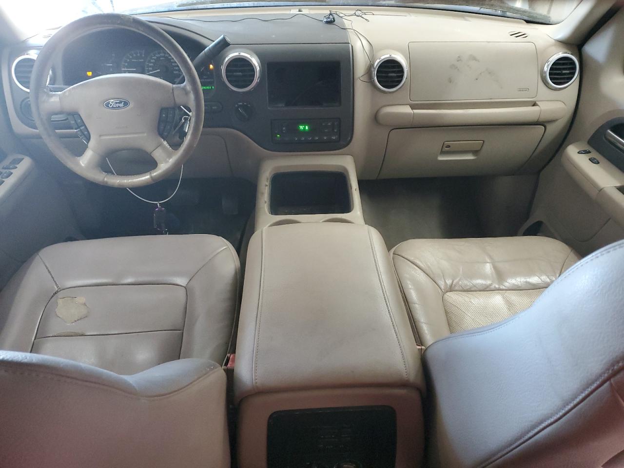 2003 Ford Expedition - Image 8
