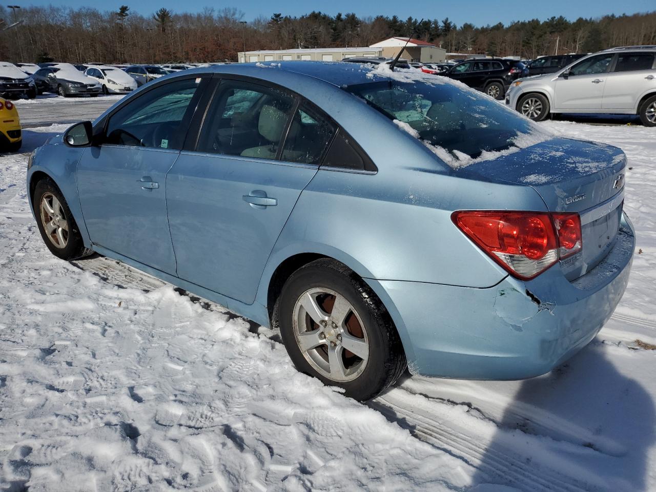 2011 Chevrolet Cruze - Image 2