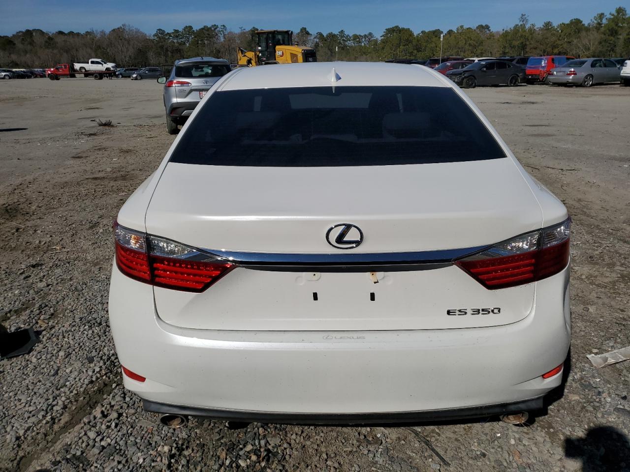 2015 Lexus ES - Image 6