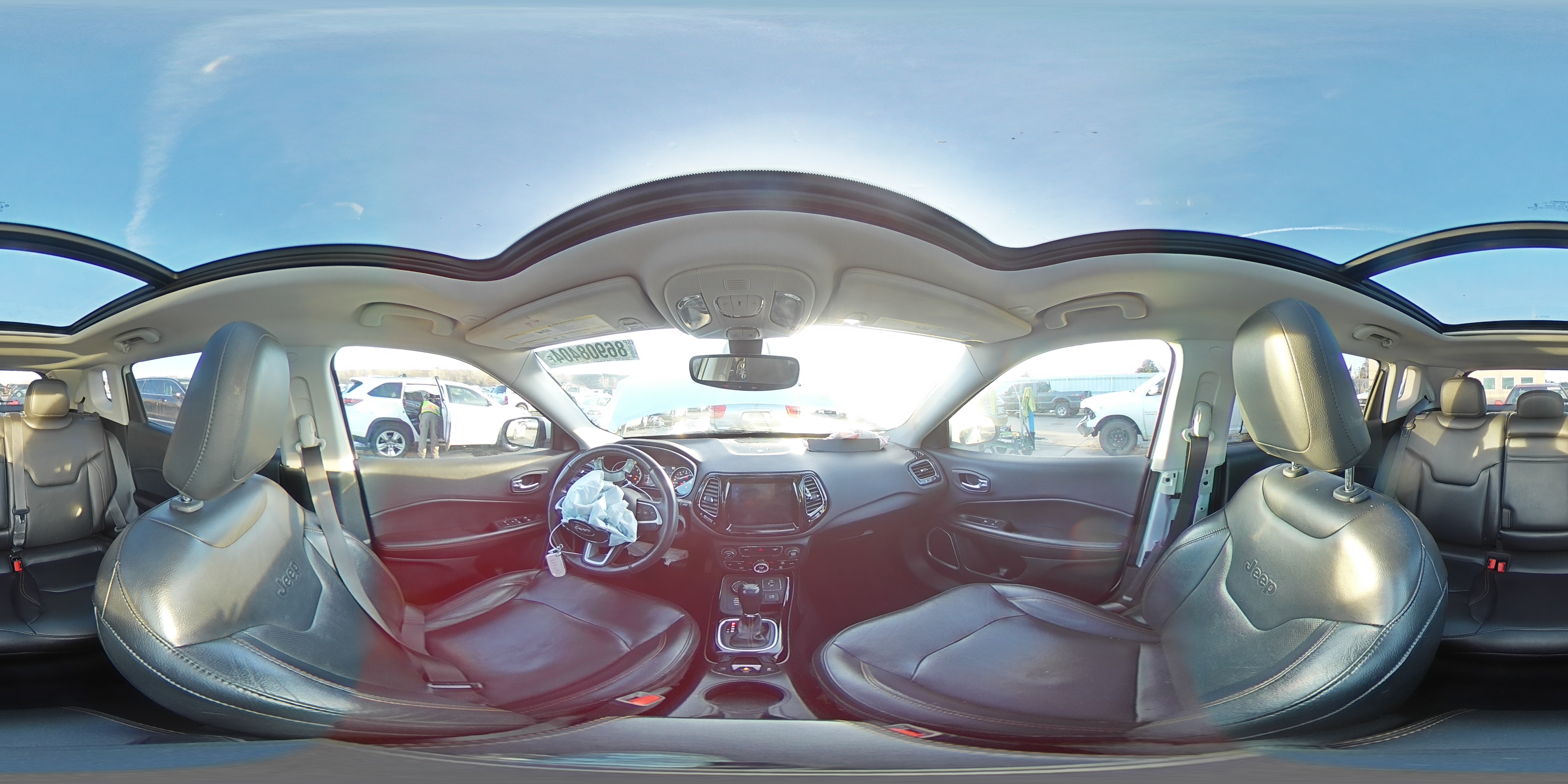 2018 Jeep Compass - Image 15