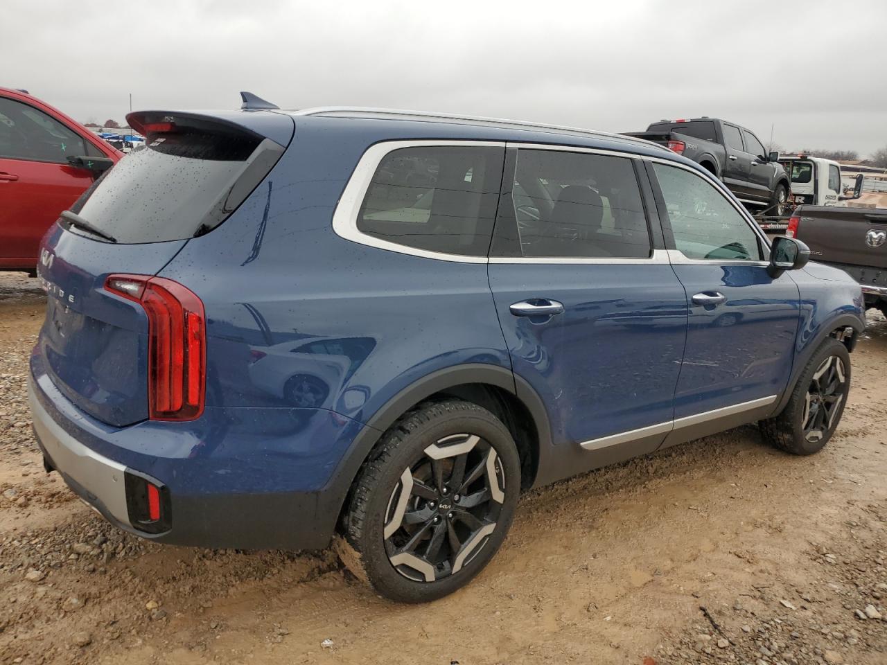 2024 Kia Telluride - Image 3