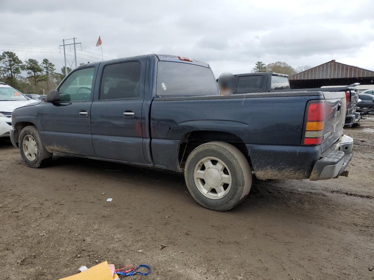 2007 GMC Sierra - Image 2