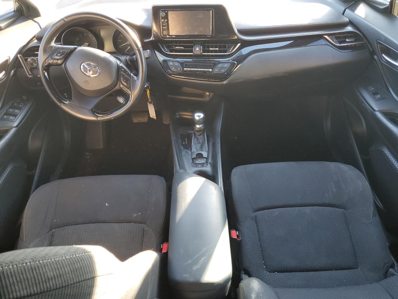 2018 Toyota C-HR - Image 8