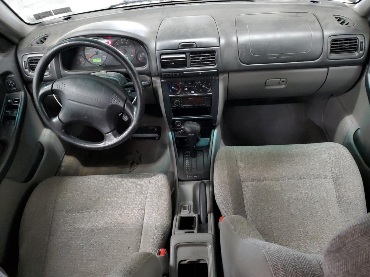 2001 Subaru Forester - Image 8
