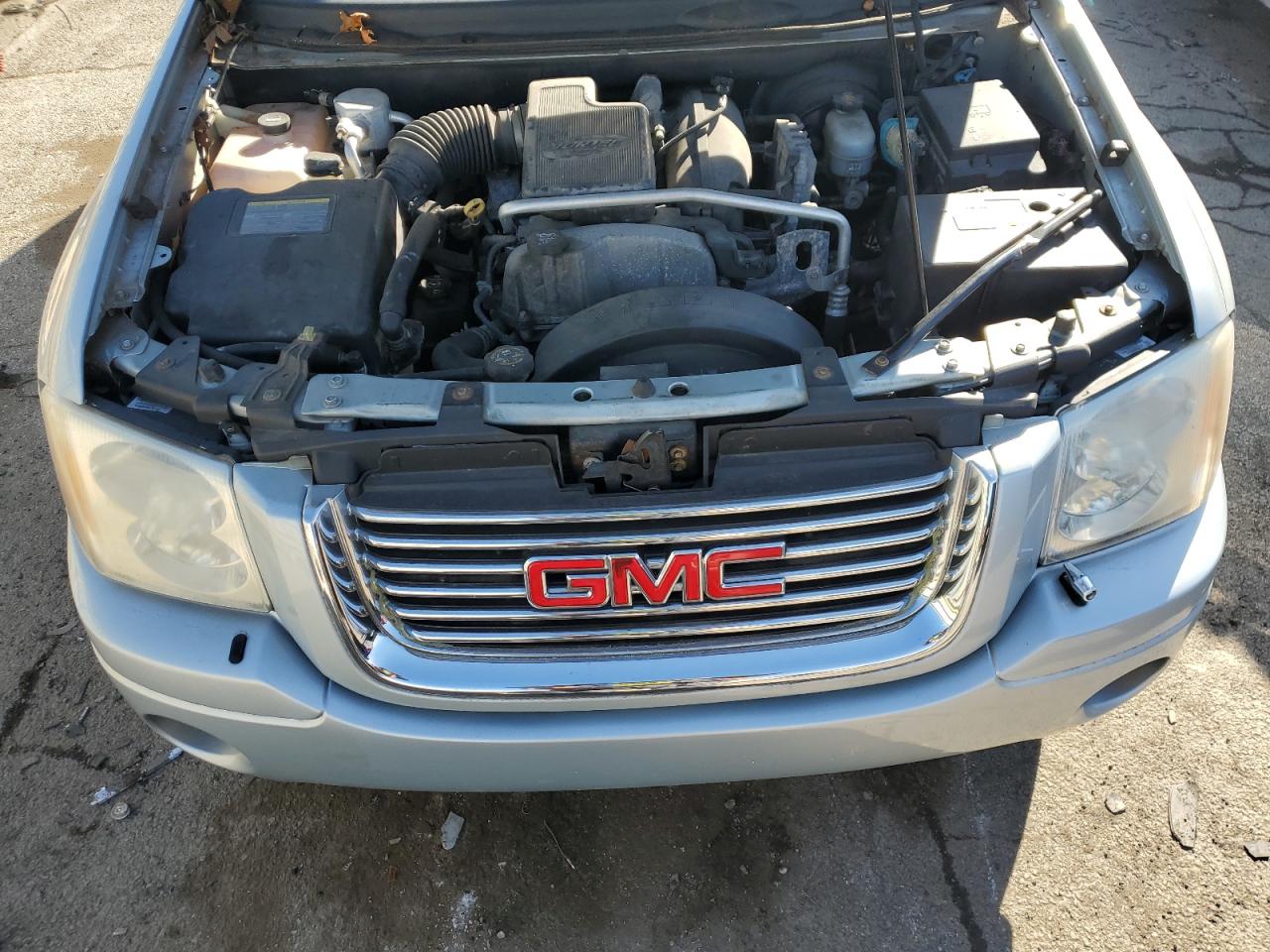 2008 GMC Envoy - Image 12