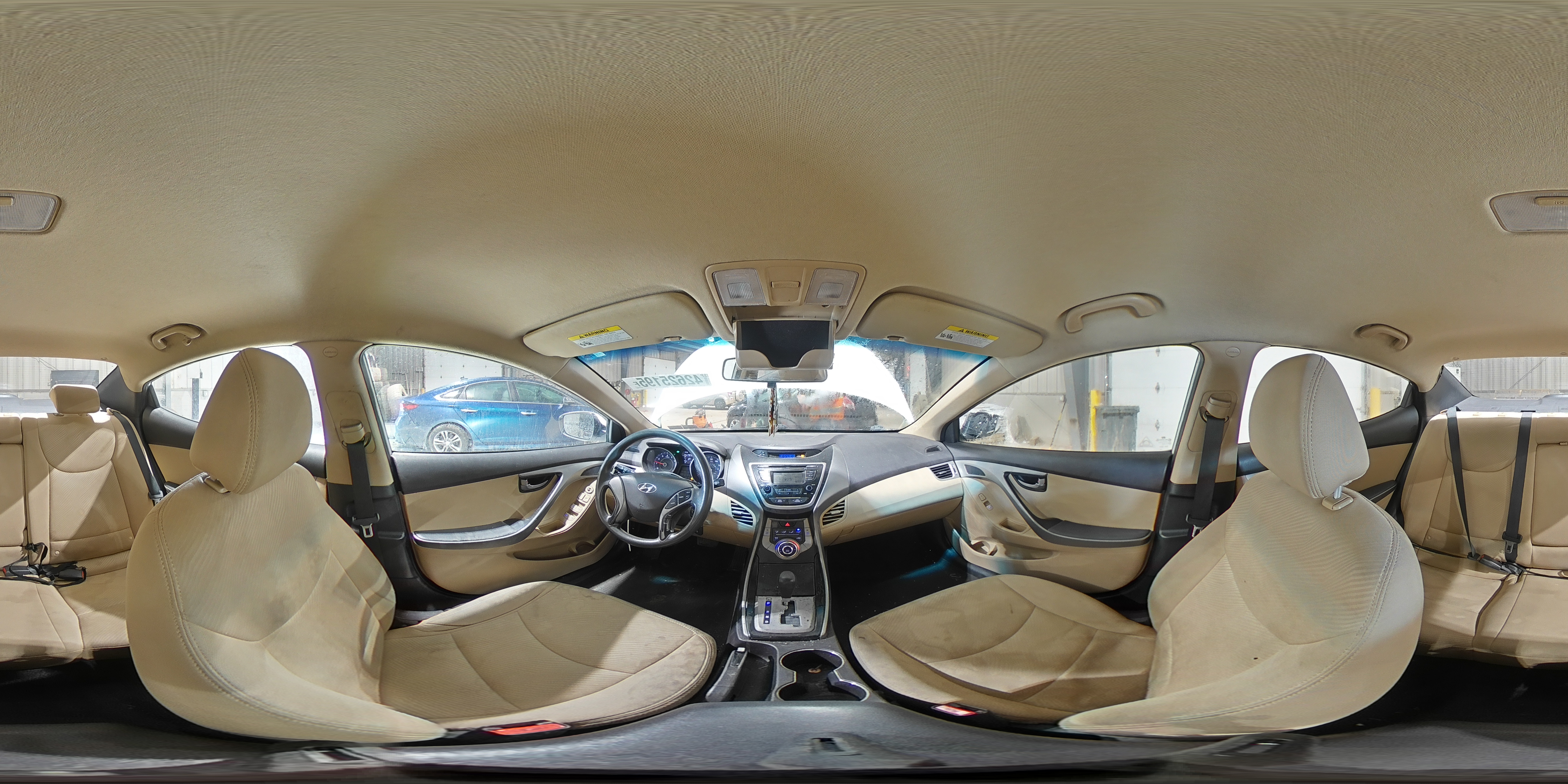 2013 Hyundai Elantra - Image 12
