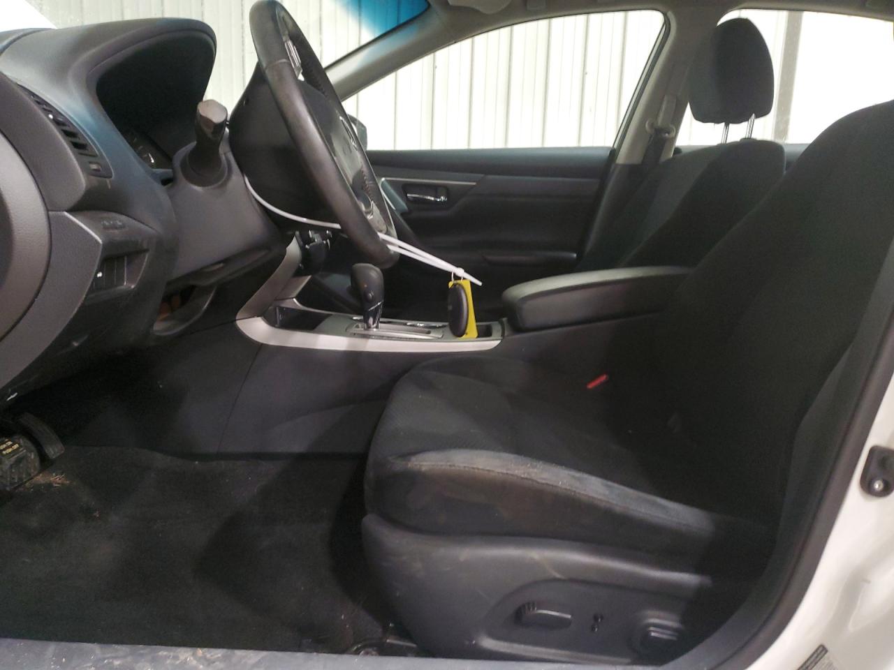 2015 Nissan Altima - Image 7