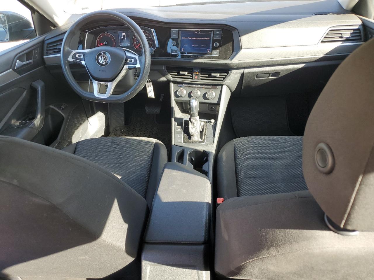 2019 Volkswagen Jetta - Image 8