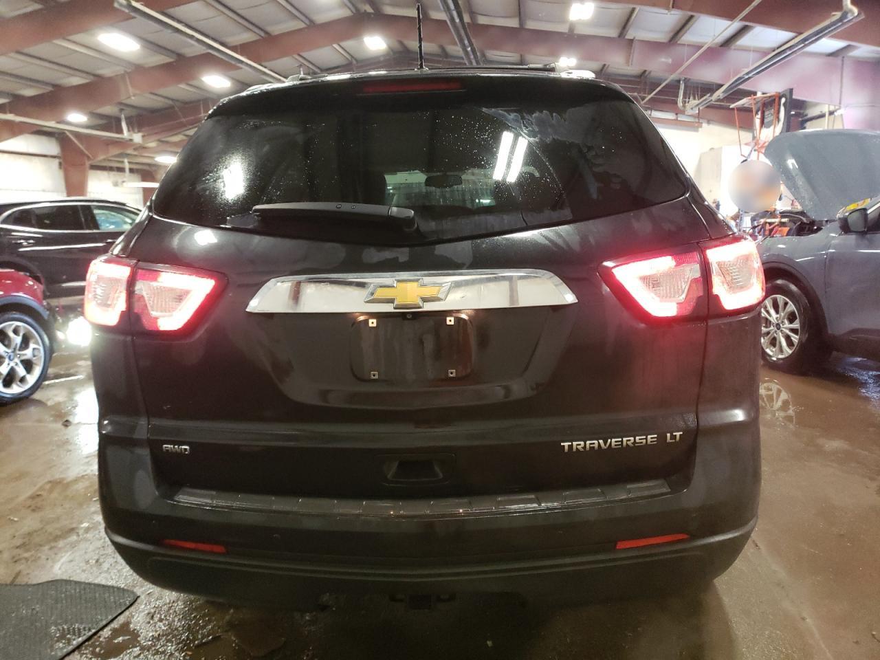 2015 Chevrolet Traverse - Image 6