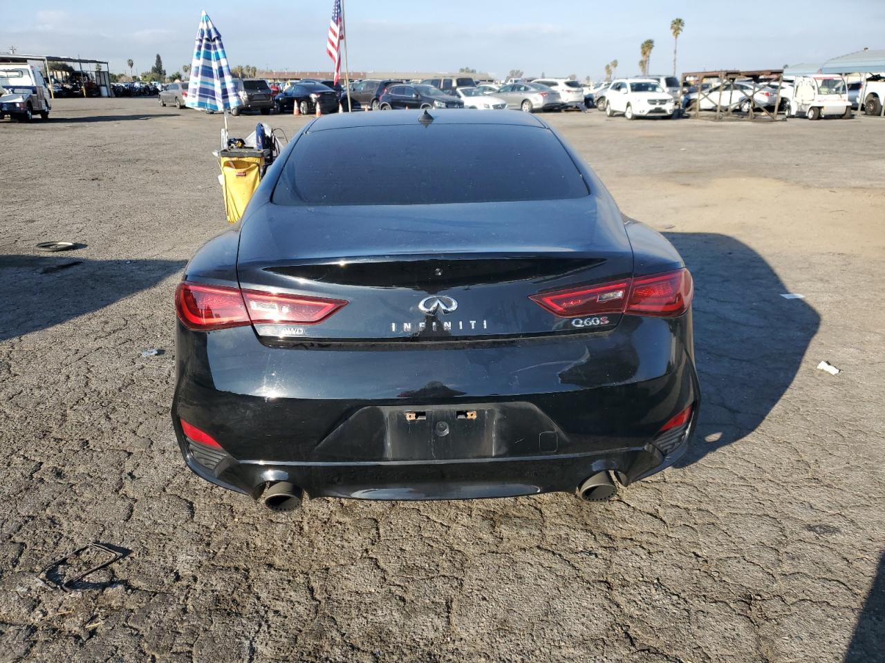 2017 Infiniti Q60 - Image 6