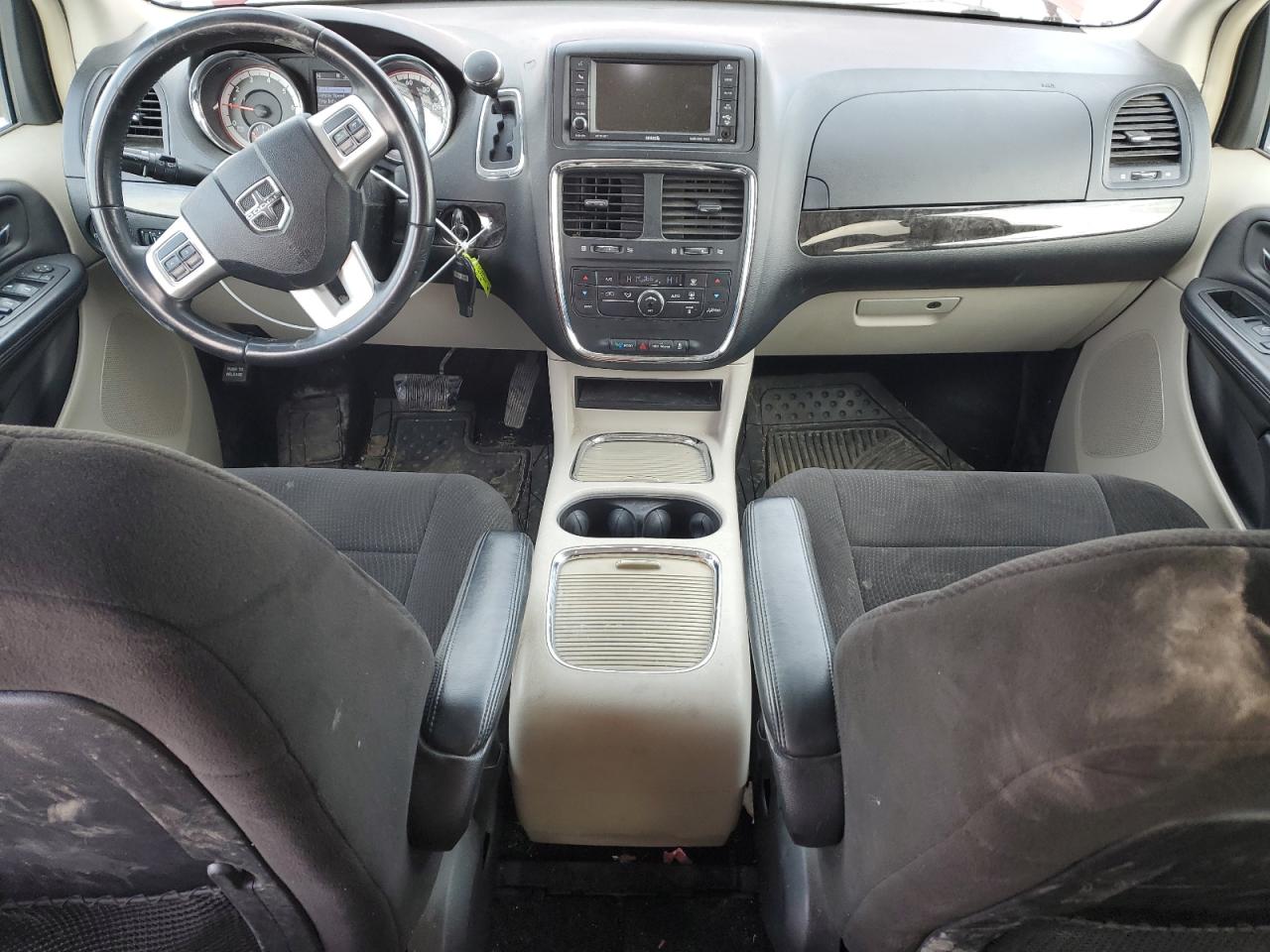 2013 Dodge Caravan - Image 8