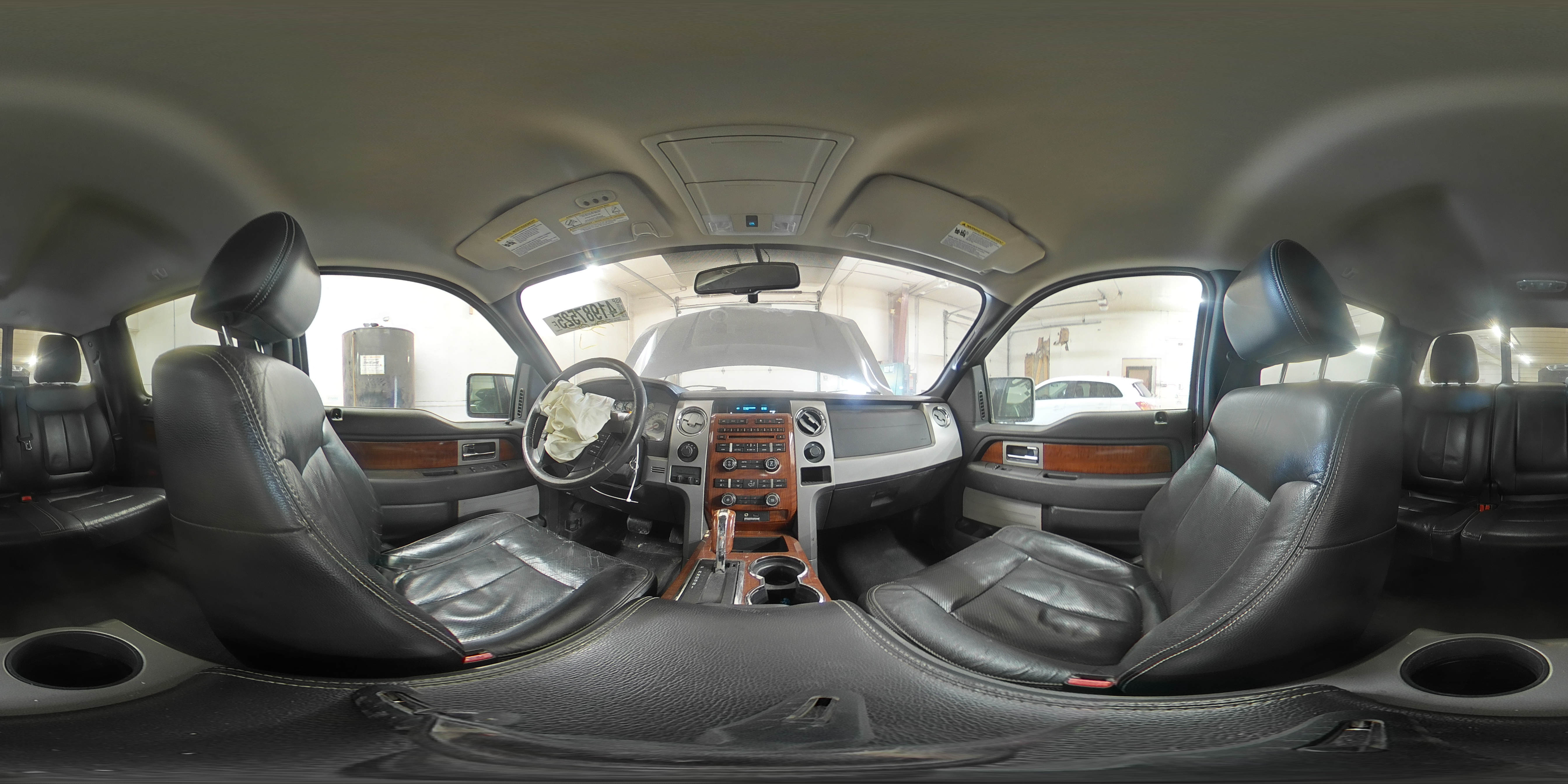 2010 Ford F-150 - Image 13