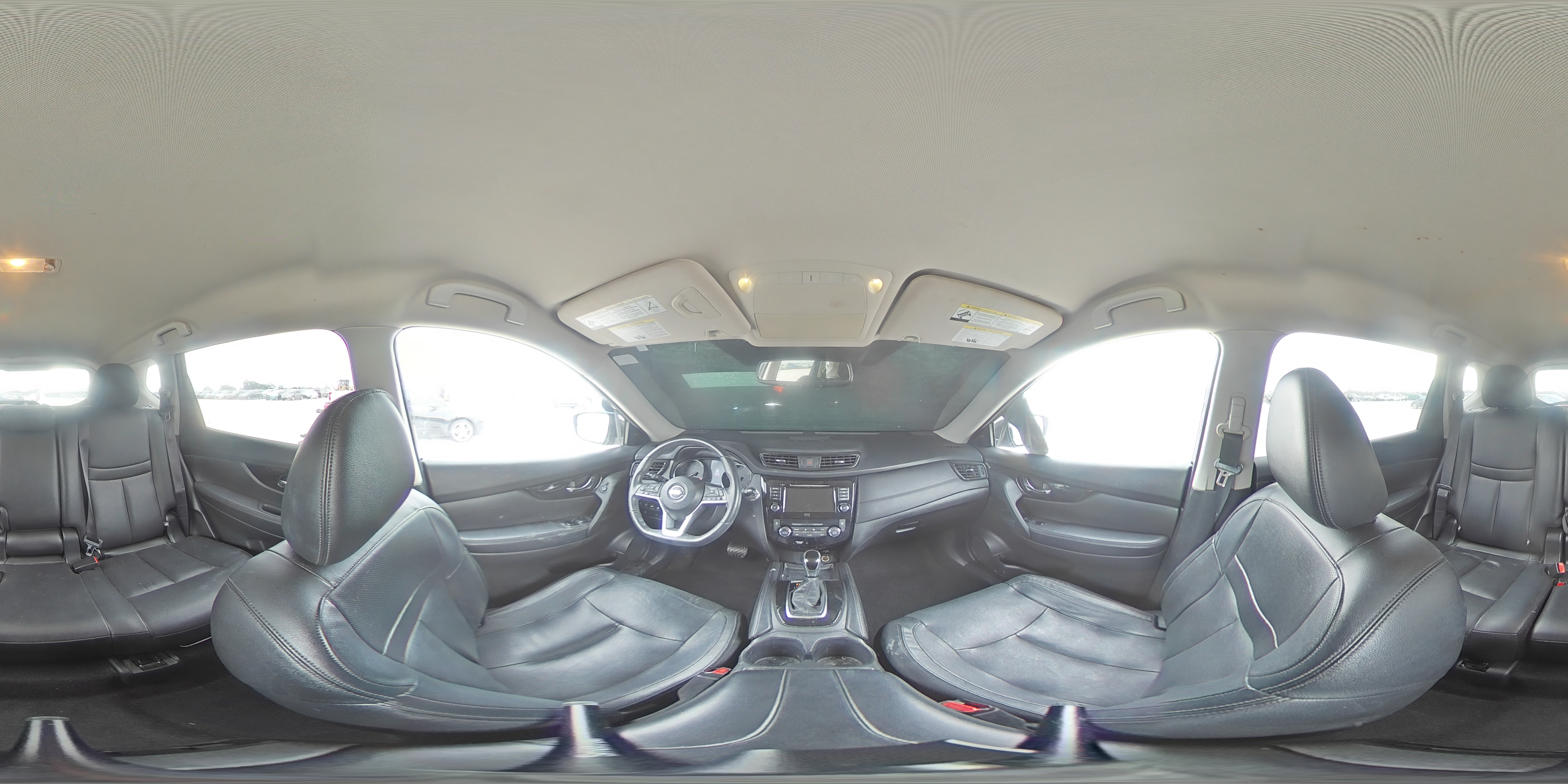 2018 Nissan Rogue - Image 13