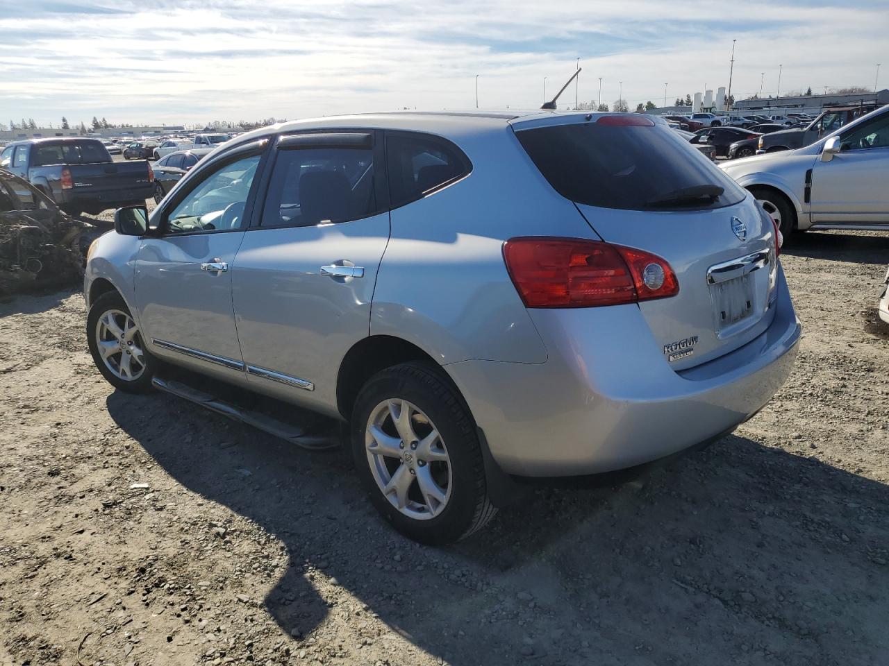 VIN JN8AS5MT7EW606579 2014 NISSAN ROGUE no.2