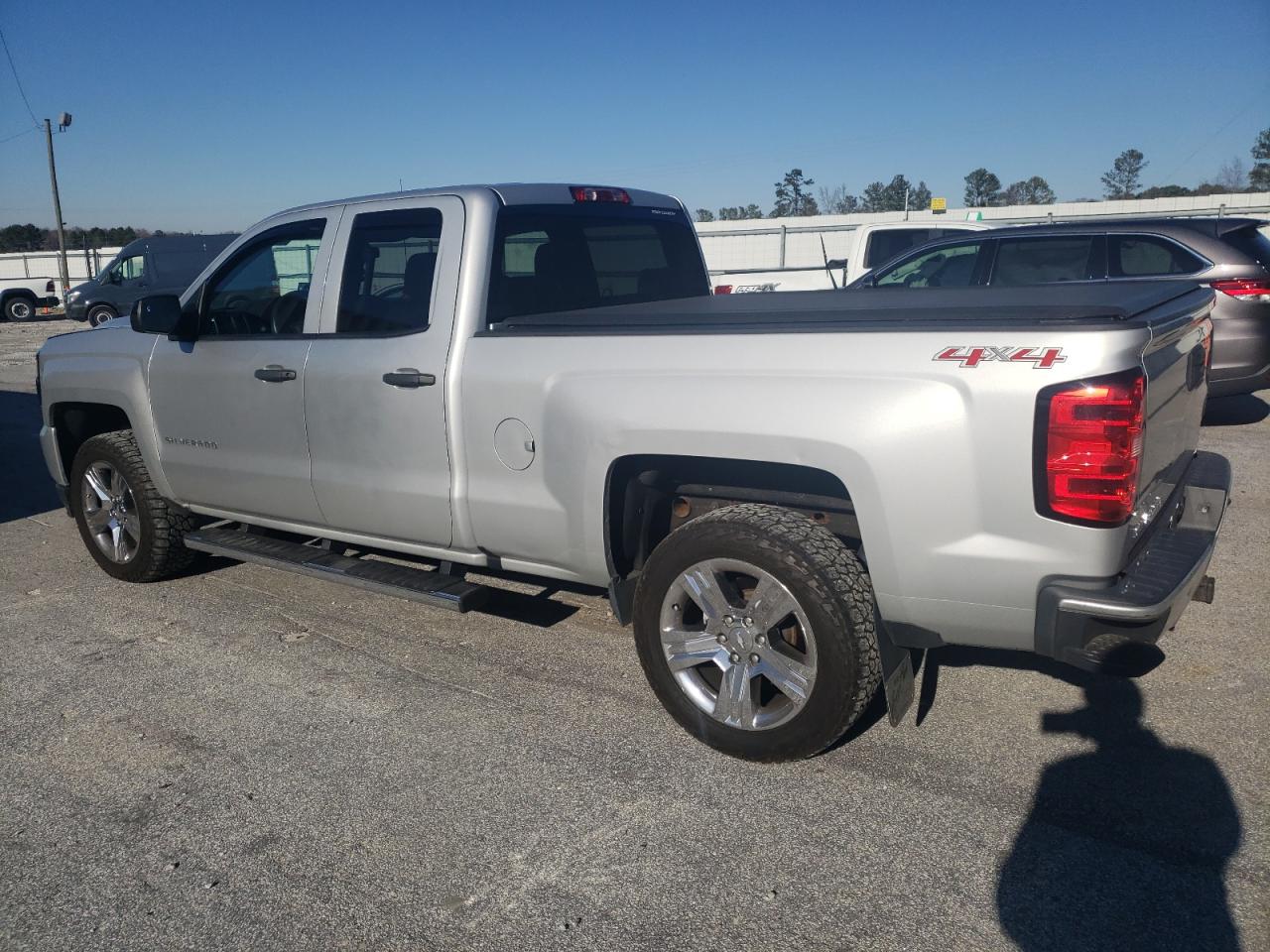 VIN 1GCVKPEC4GZ372894 2016 CHEVROLET ALL Models no.2