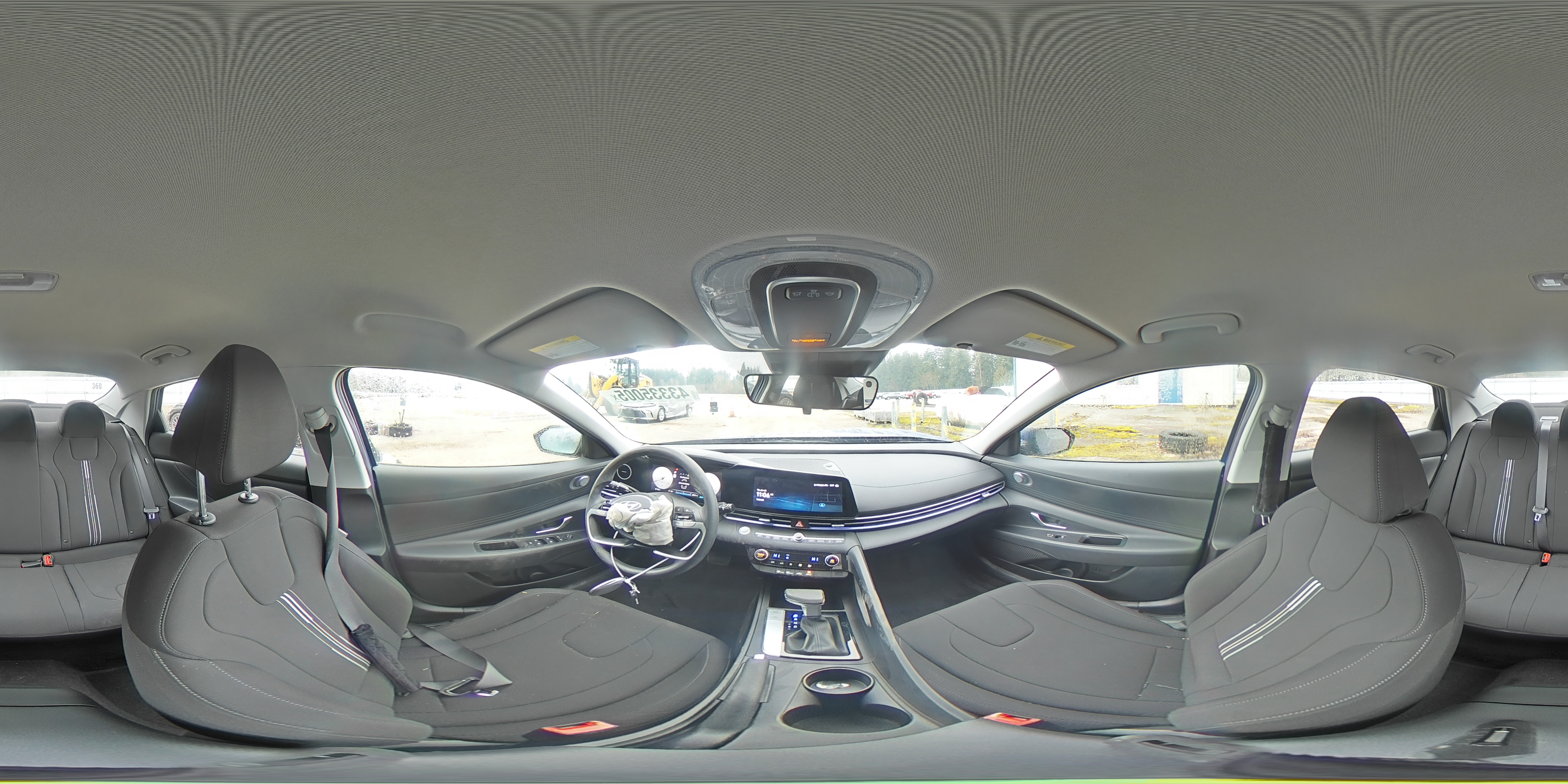 2024 Hyundai Elantra - Image 12