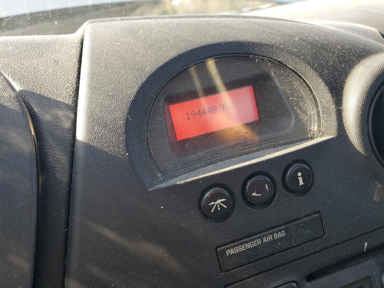 2008 Pontiac Grand Prix VIN: 2G2WP552681103151 Lot: 87473314