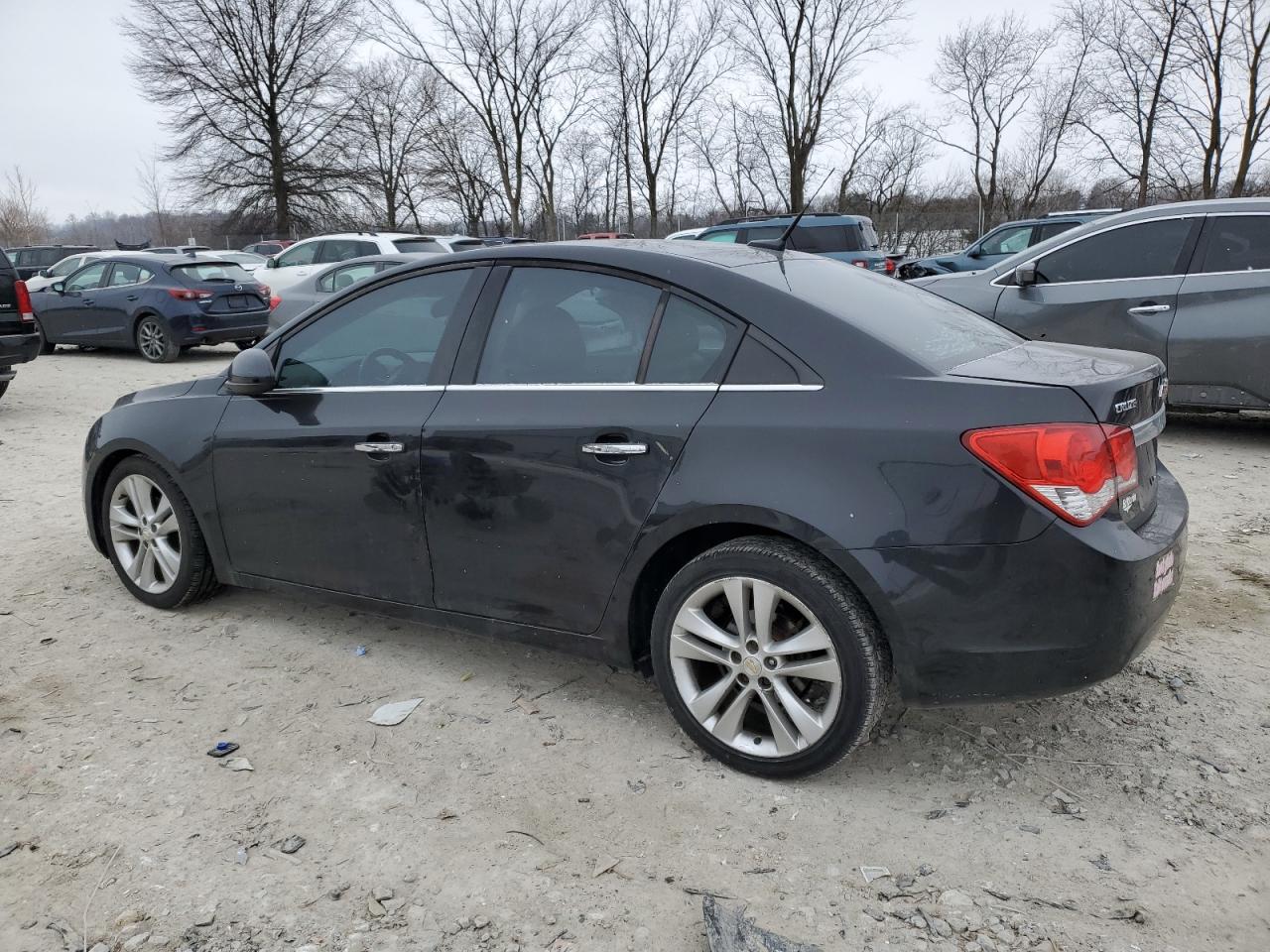 2011 Chevrolet Cruze - Image 2