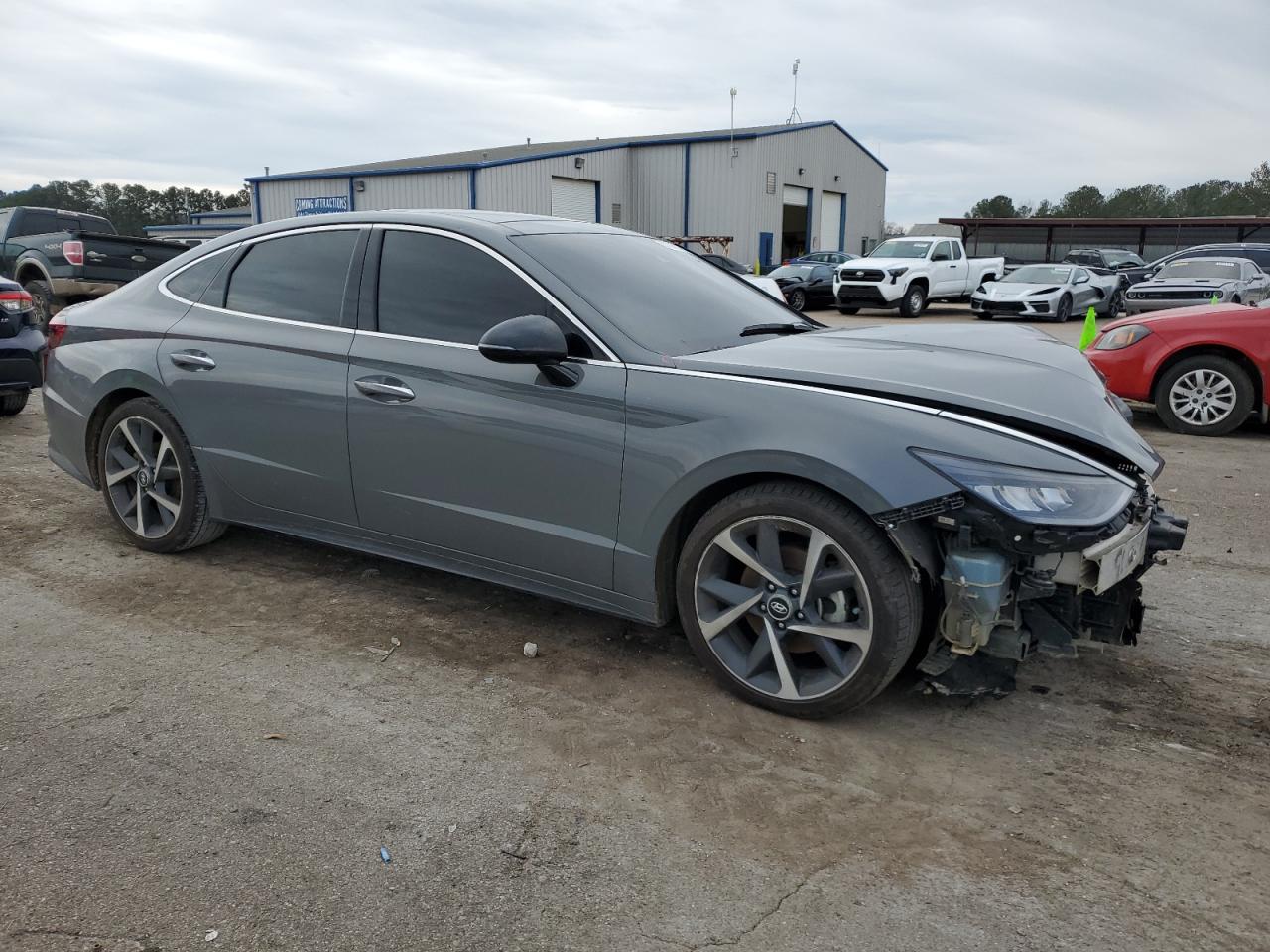 2022 Hyundai Sonata - Image 4