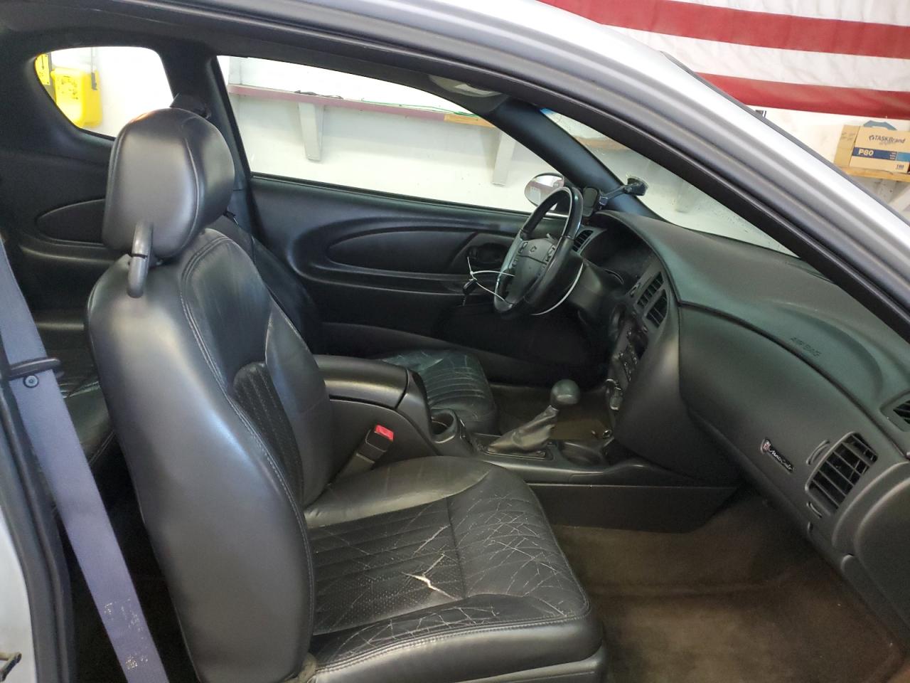 2004 Chevrolet Monte Carlo - Image 10