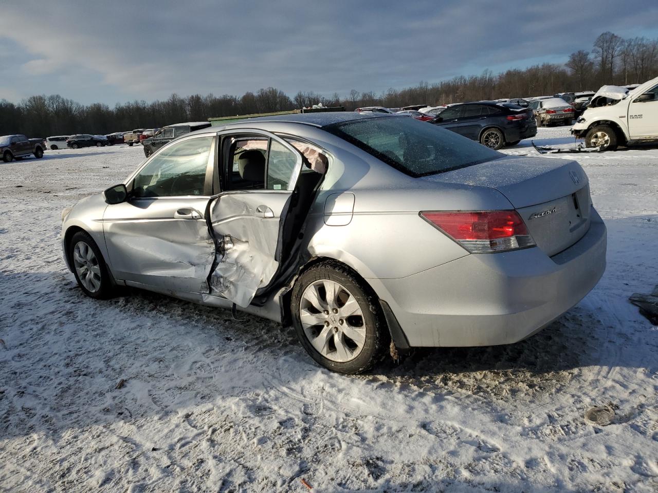 2009 Honda Accord - Image 2