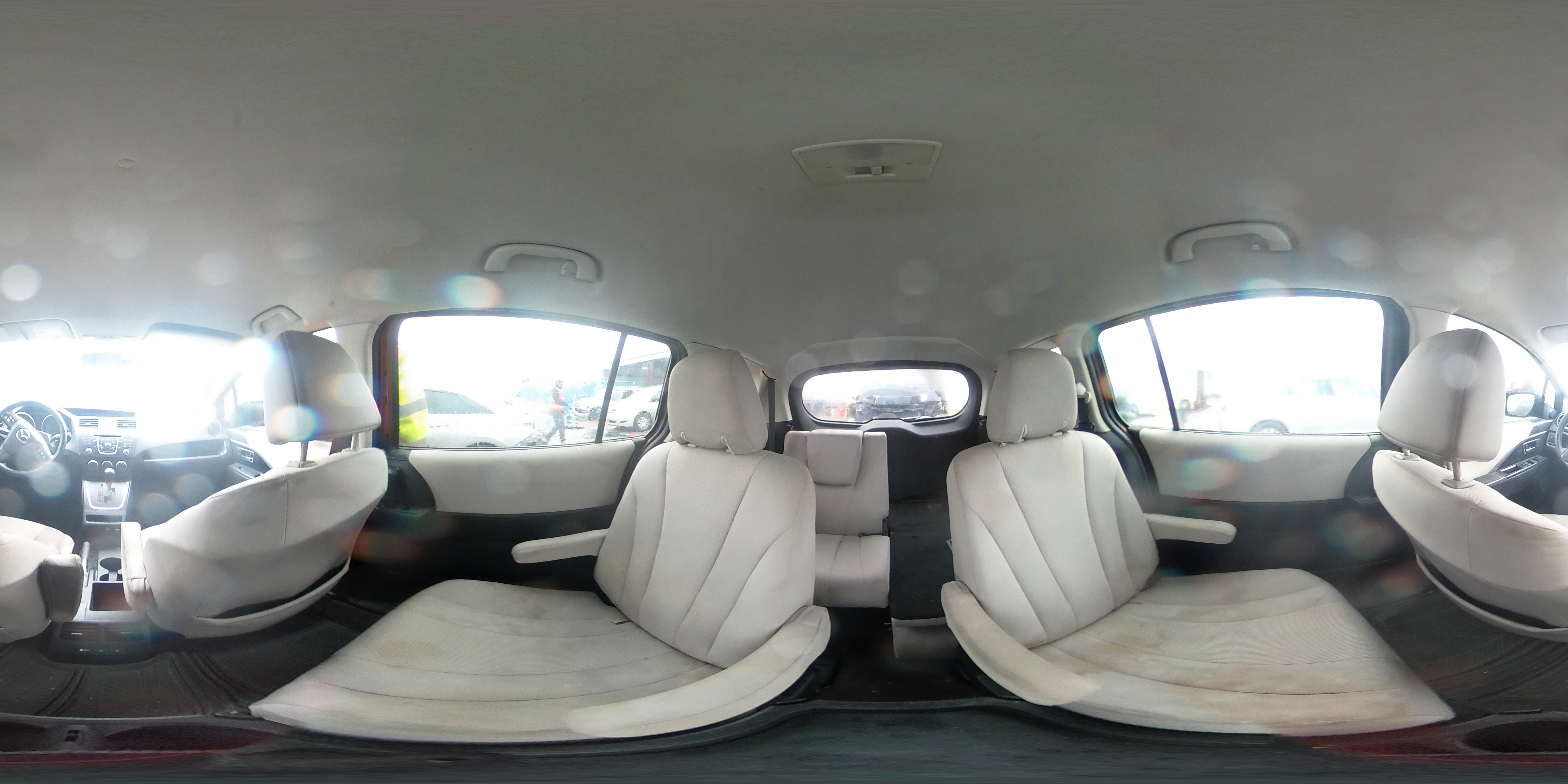 2014 Mazda 5 - Image 15