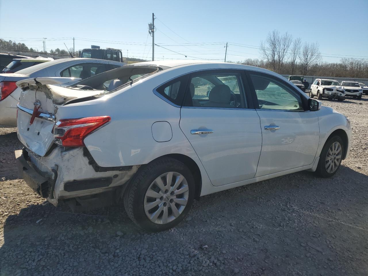 2016 Nissan Sentra - Image 3