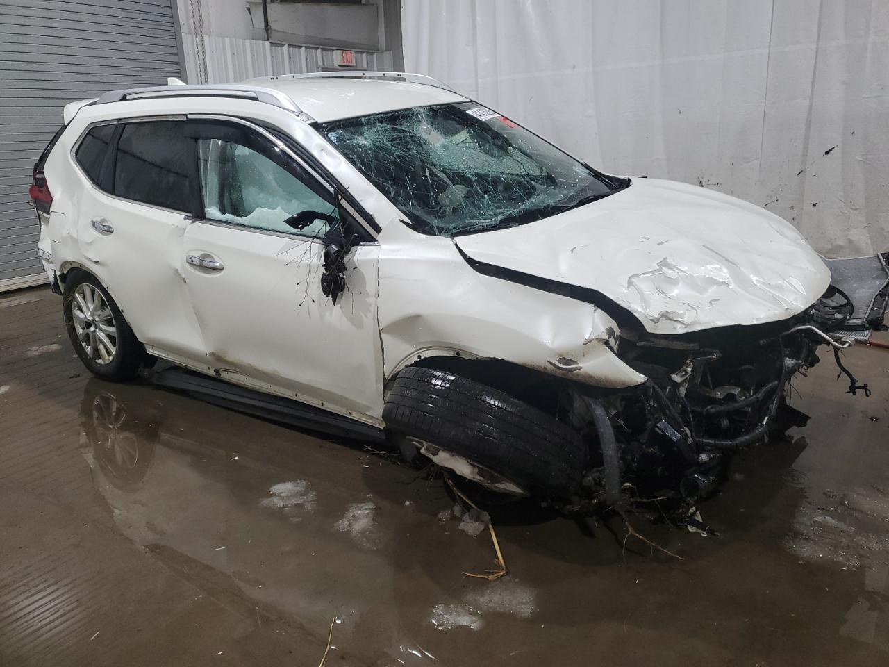 VIN KNMAT2MV8JP567482 2018 NISSAN ROGUE no.4