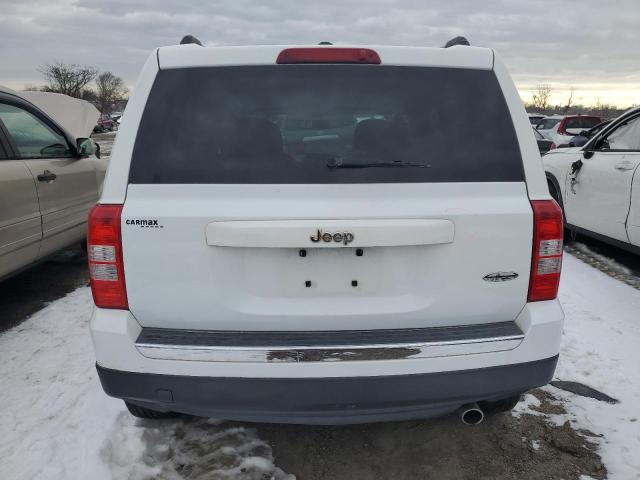  JEEP PATRIOT 2016 Белы