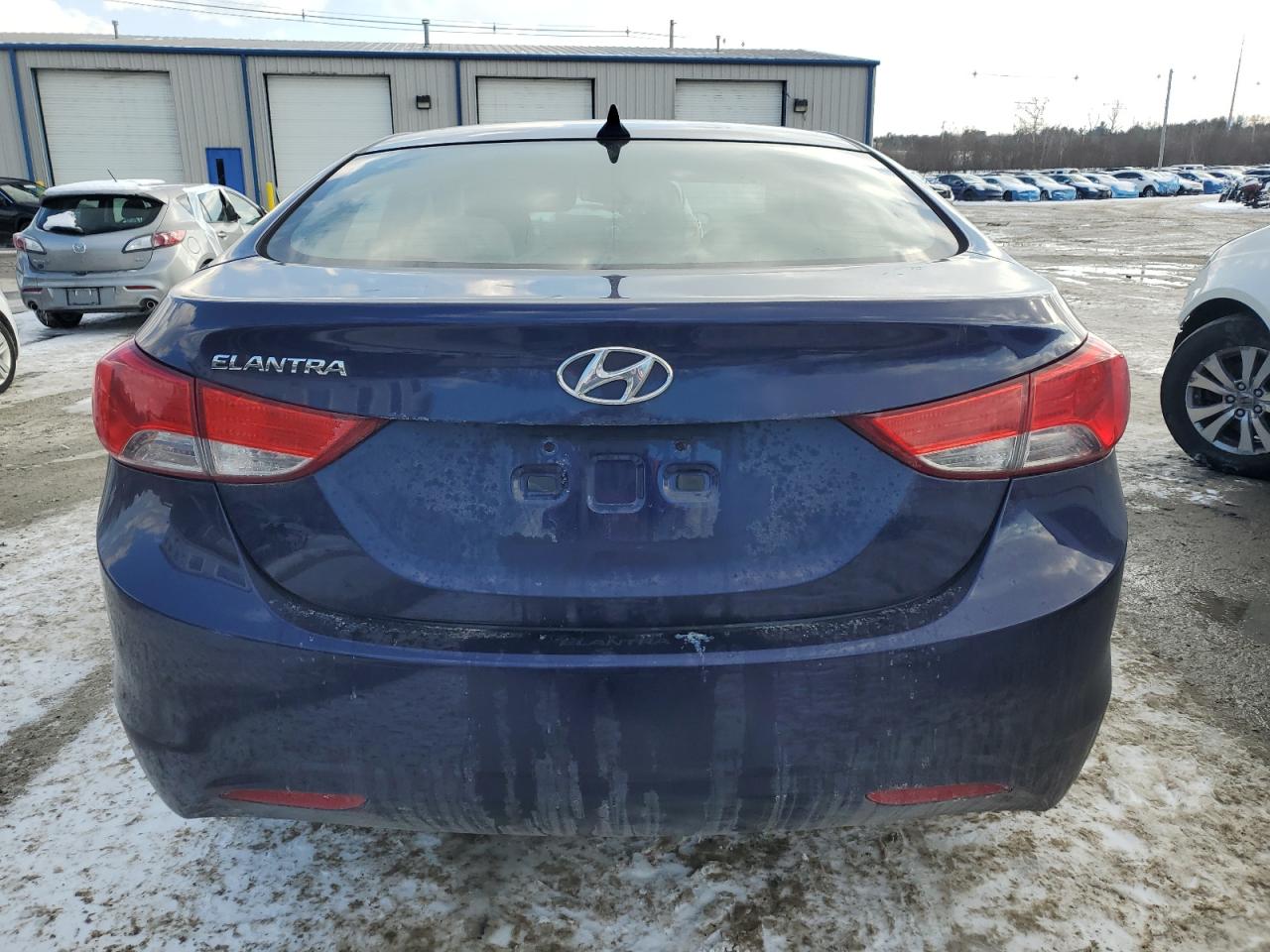 2013 Hyundai Elantra - Image 6