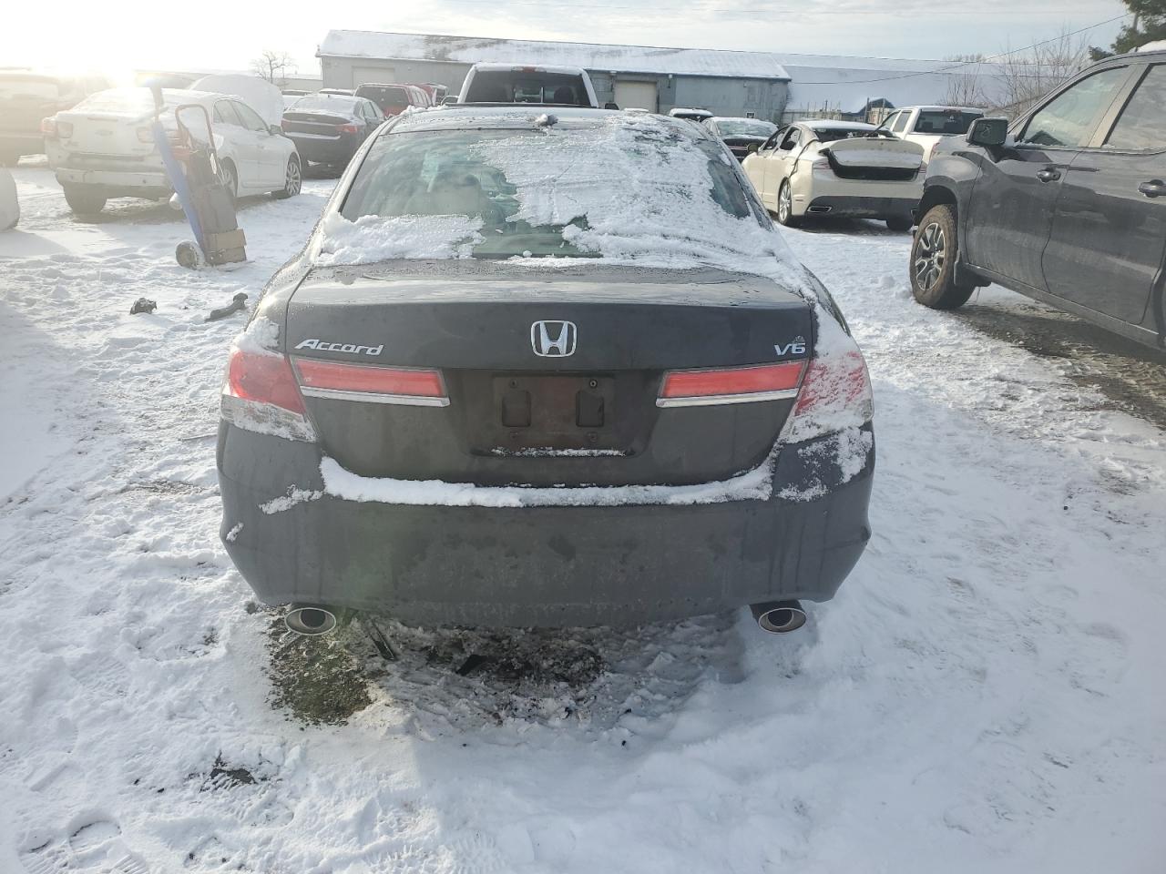 2011 Honda Accord - Image 6