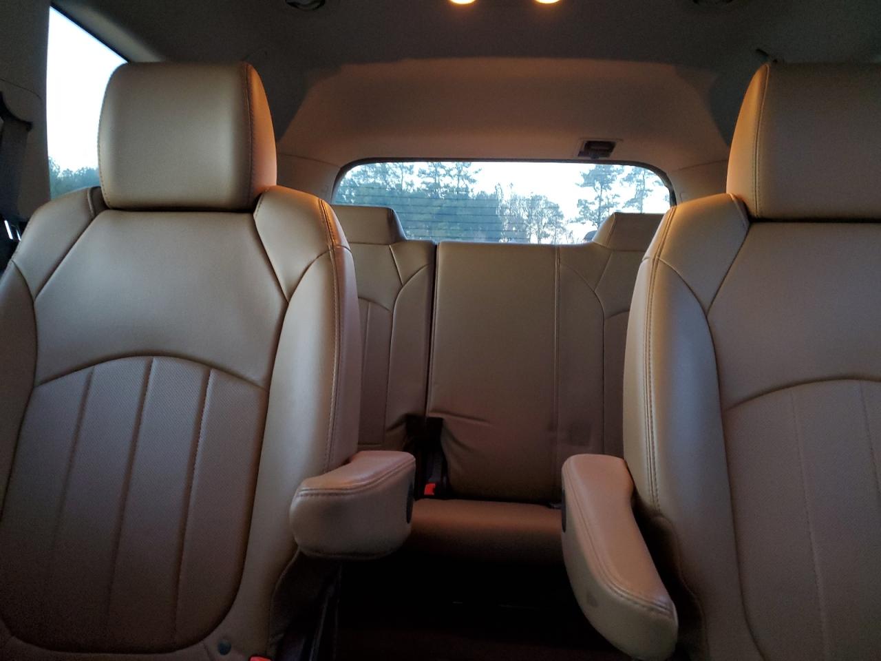 2016 Buick Enclave - Image 10