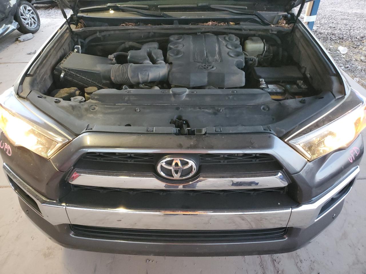 2017 Toyota 4Runner - Image 12