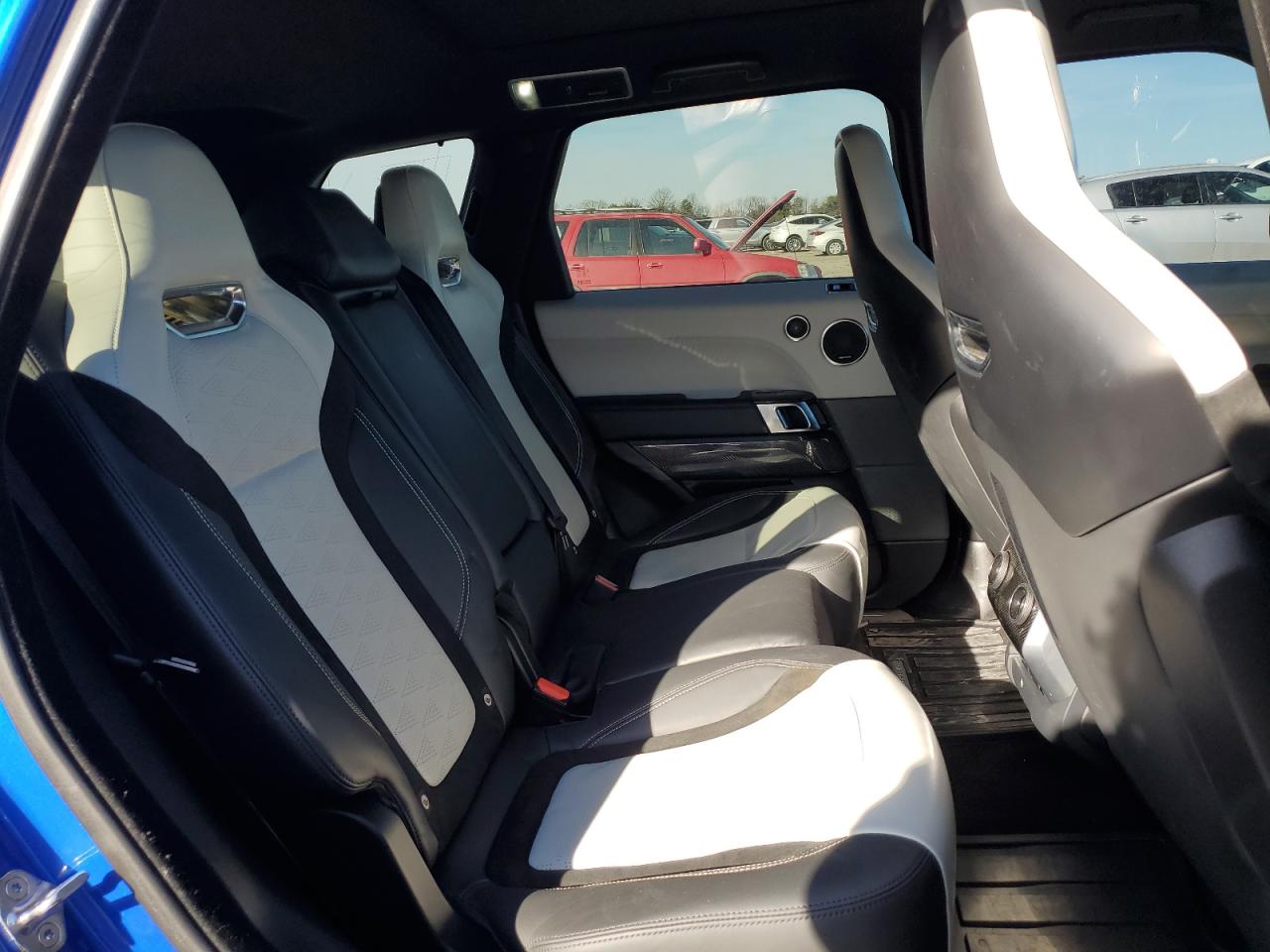 2019 Land Rover Range Rover Sport Svr VIN: SALWZ2SE9KA872333 Lot: 42719595