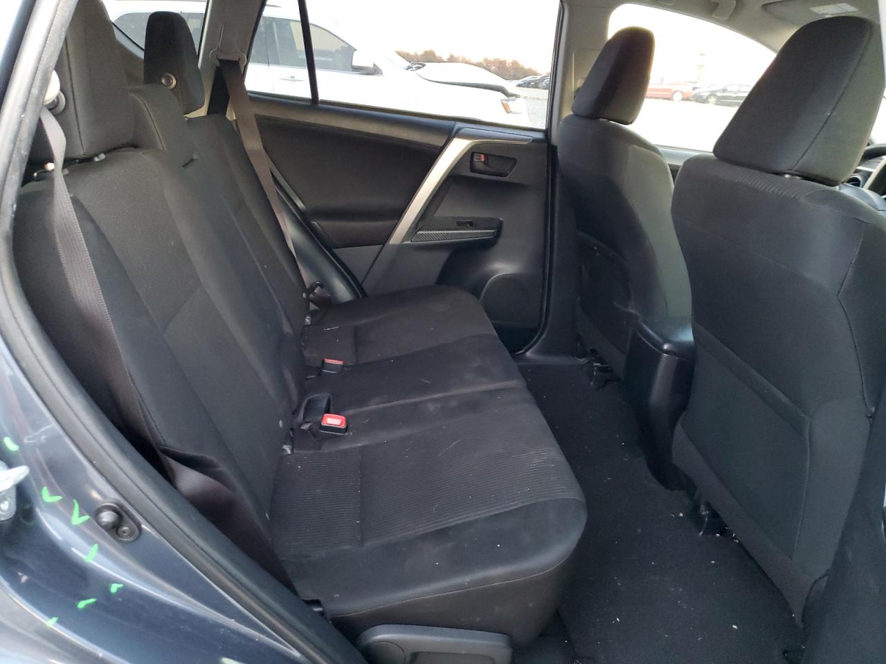 2014 Toyota RAV 4 - Image 11