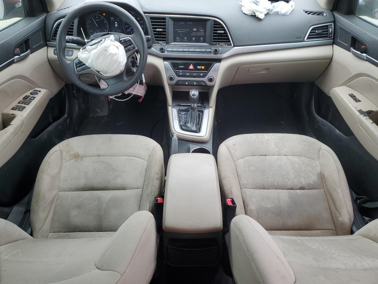 2018 Hyundai Elantra - Image 8