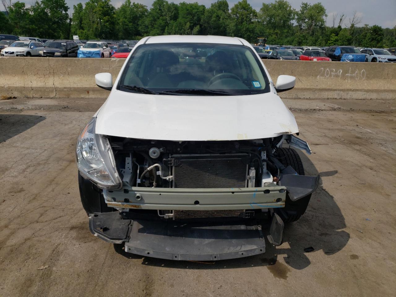 VIN 3N1CN7AP3JL865247 2018 NISSAN VERSA no.5