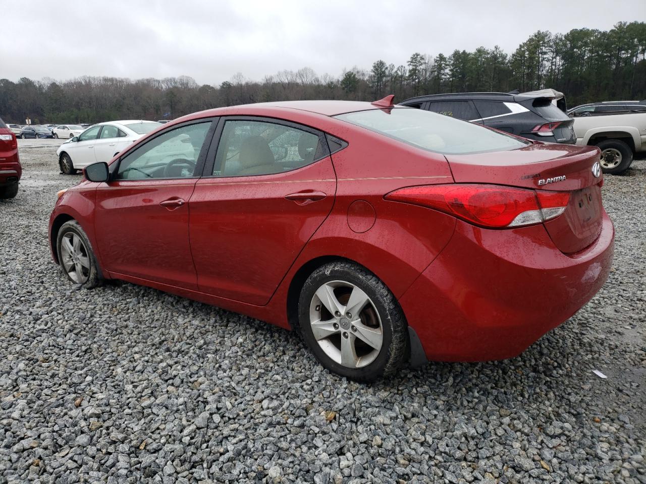 2013 Hyundai Elantra - Image 2