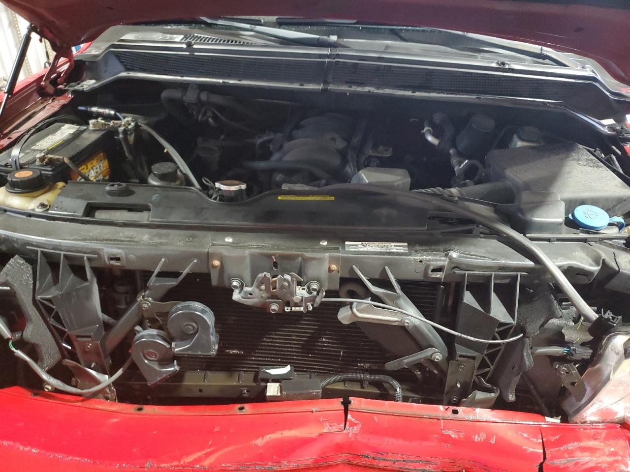 2011 Nissan Titan - Image 11