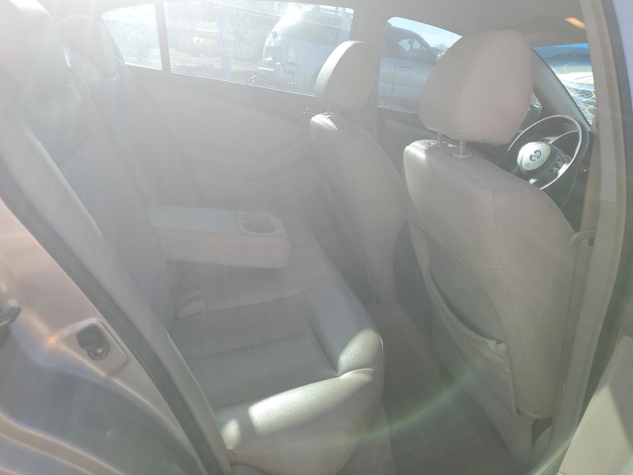 2009 Nissan Altima - Image 10