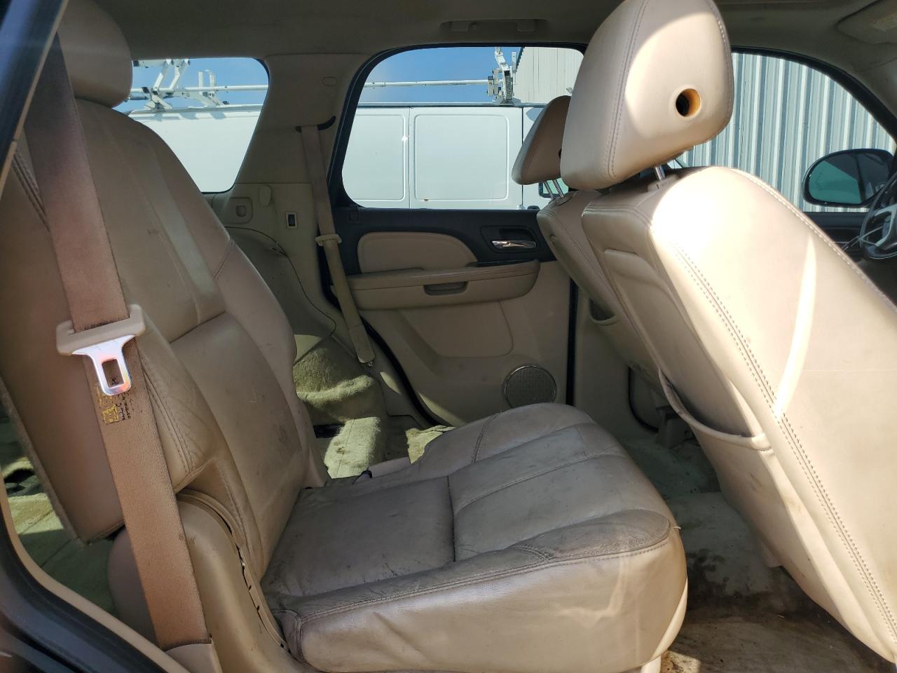 2007 GMC Yukon - Image 11