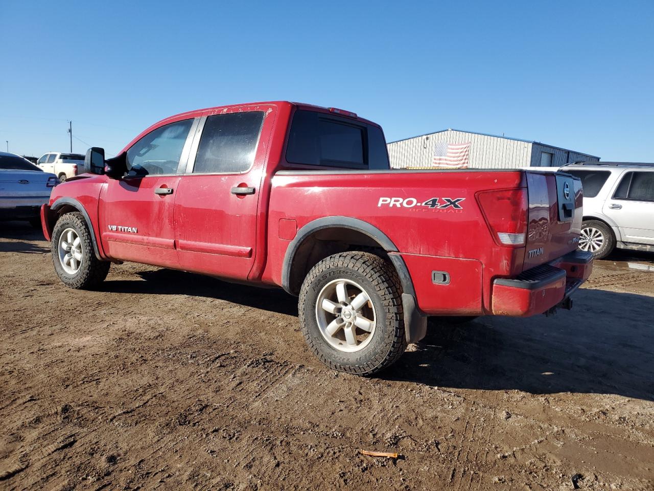 2012 Nissan Titan - Image 2