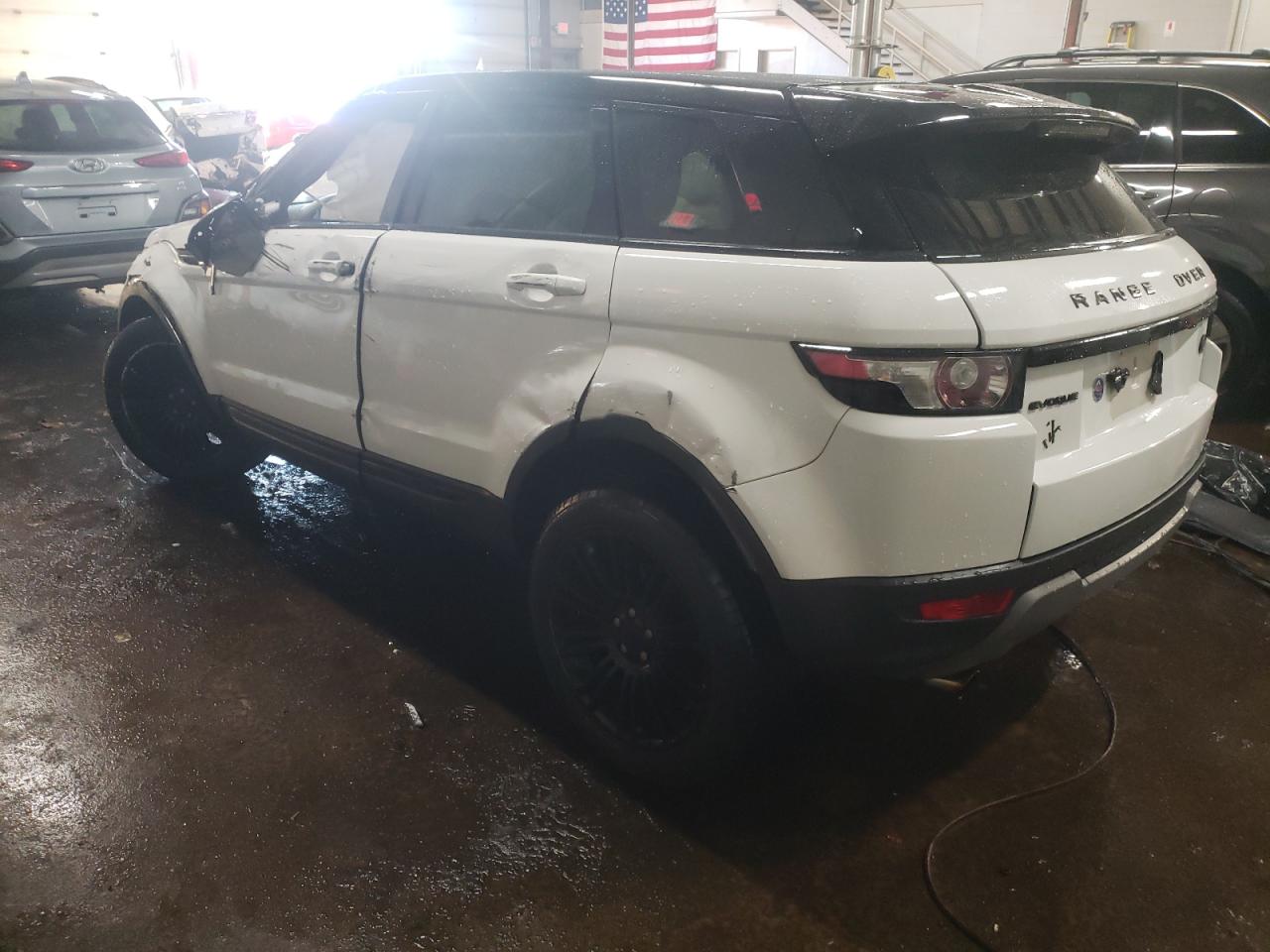 2013 Land Rover Range Rover - Image 2
