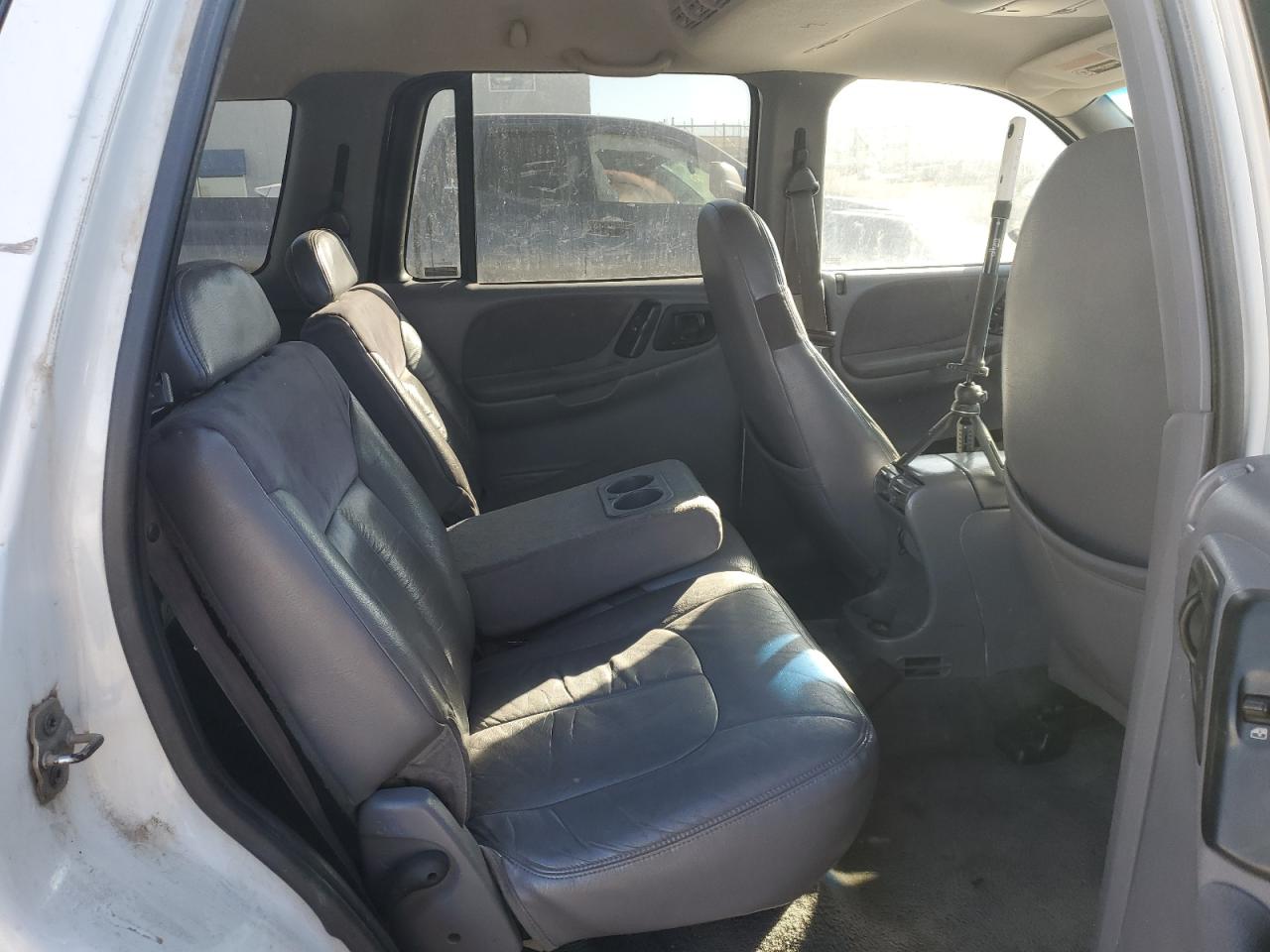 1998 Dodge Durango - Image 12