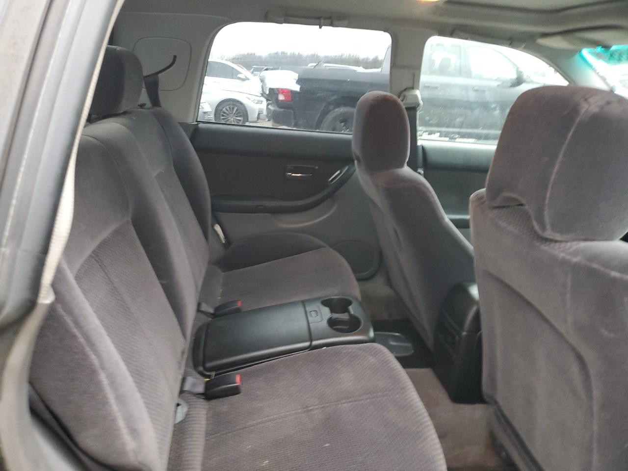 2003 Subaru Baja - Image 10