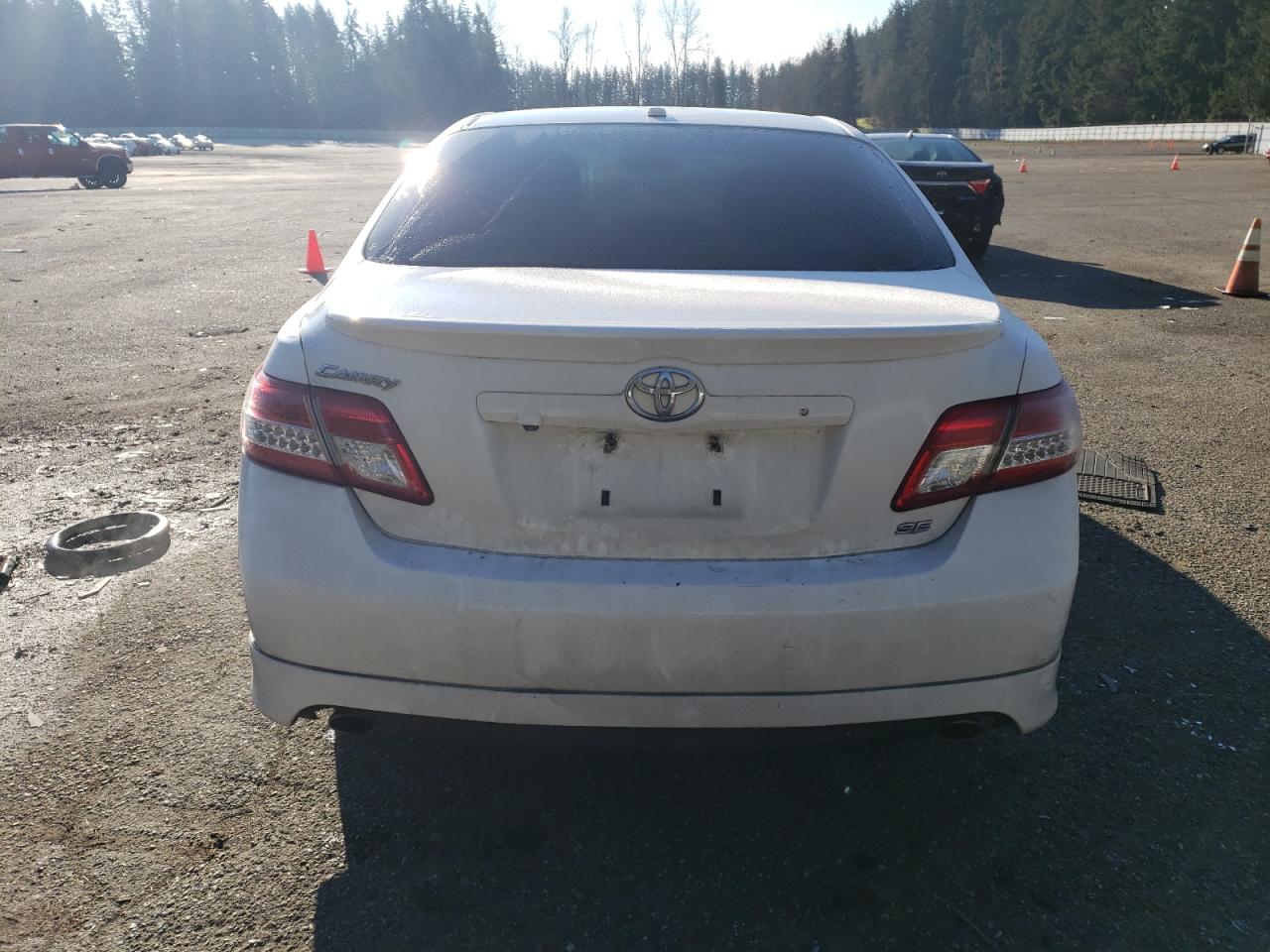 2011 Toyota Camry - Image 6