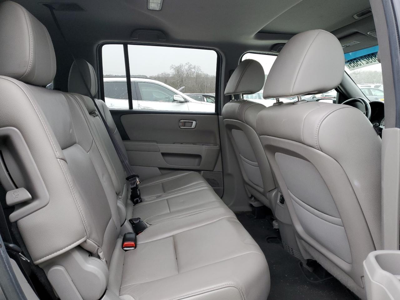 2013 Honda Pilot - Image 11
