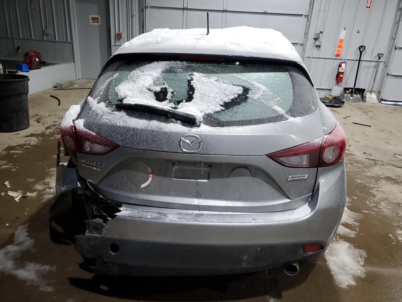 2014 Mazda 3 - Image 6
