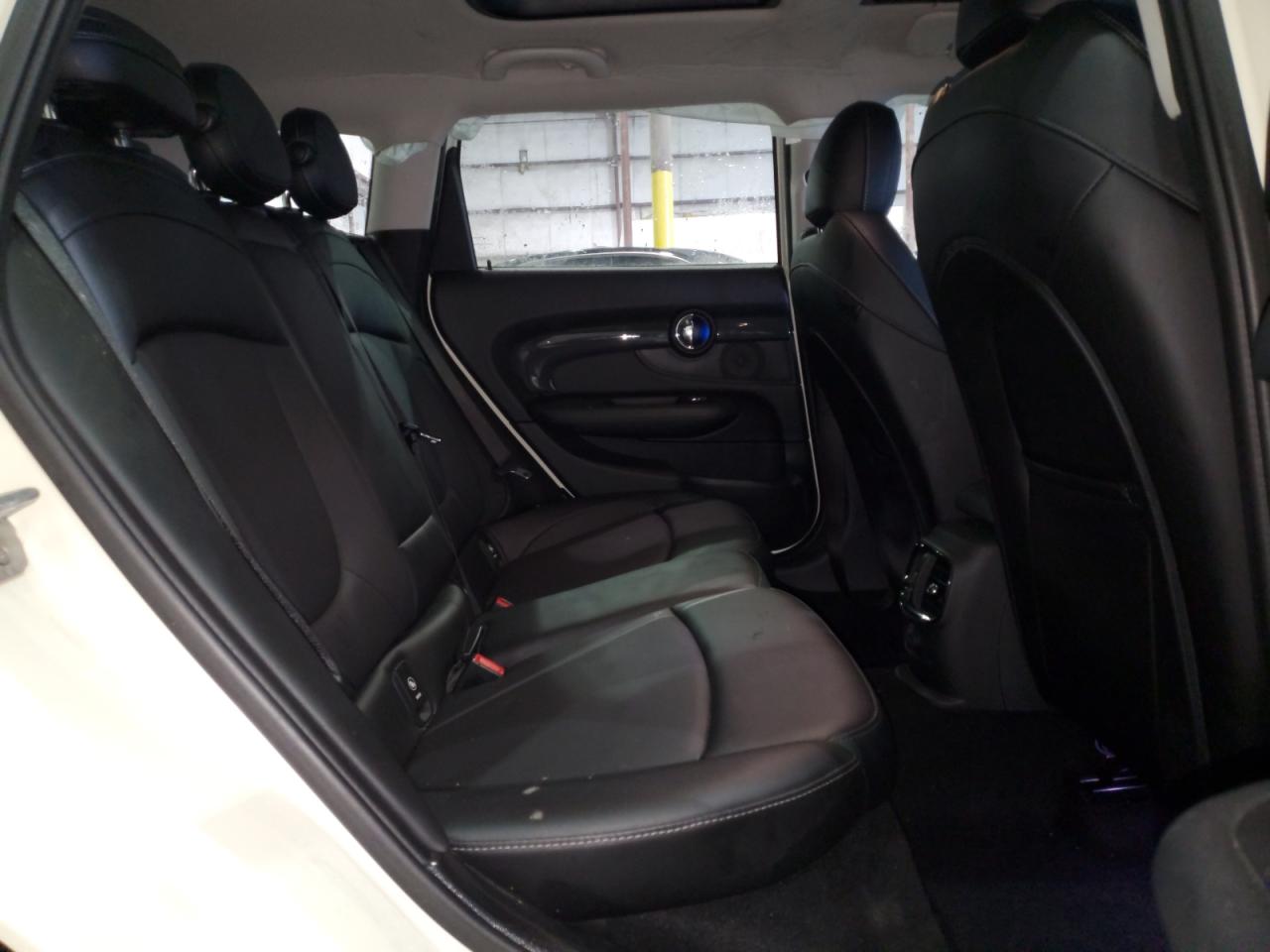 2017 MINI Cooper - Image 10